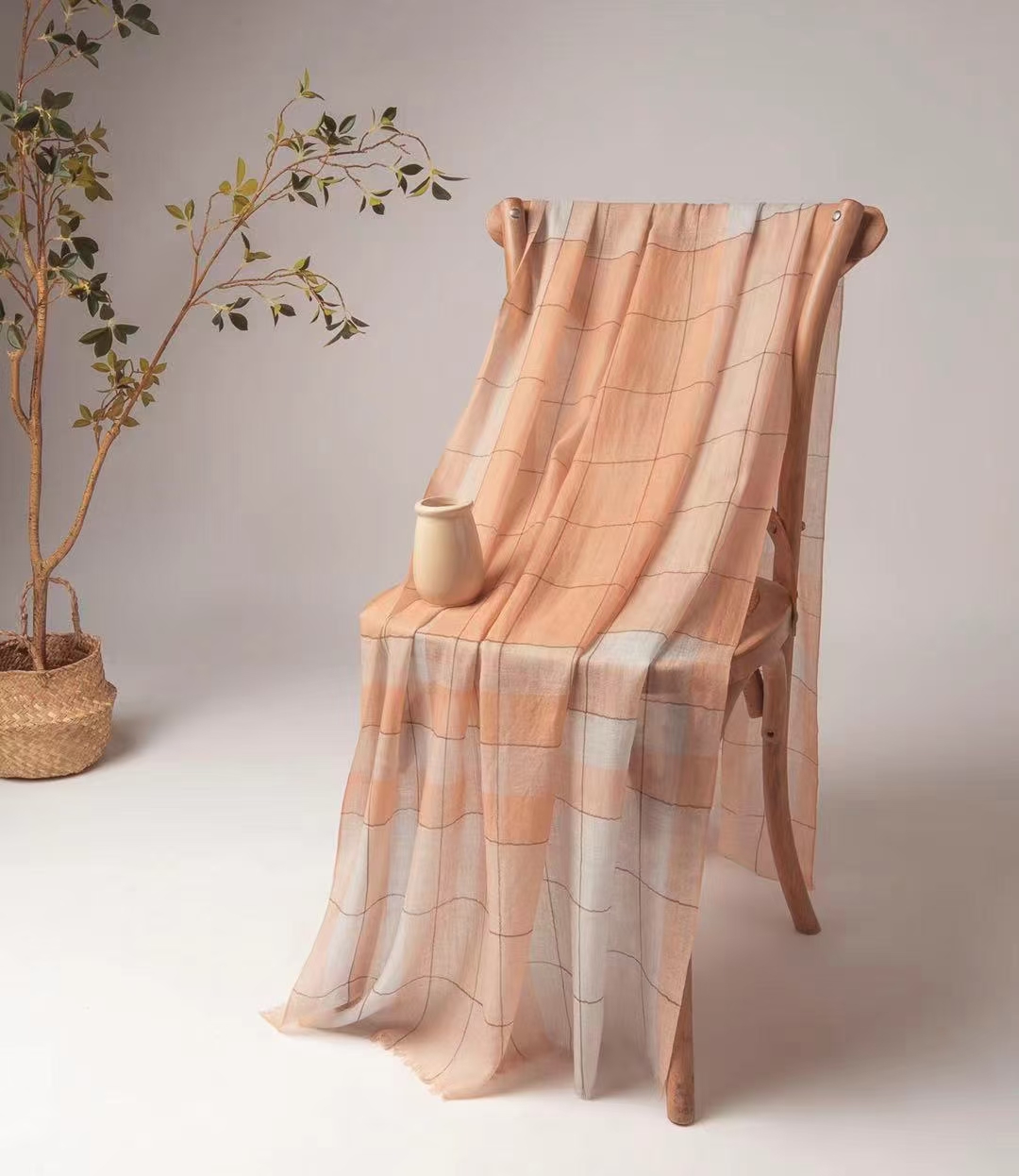 Cashmere worsted shawl
